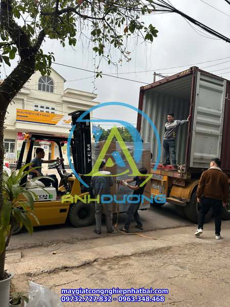 Máy giặt công nghiệp Osaka 25kg mới 100%